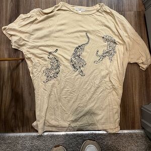 Urban outfitters Tiger Tee